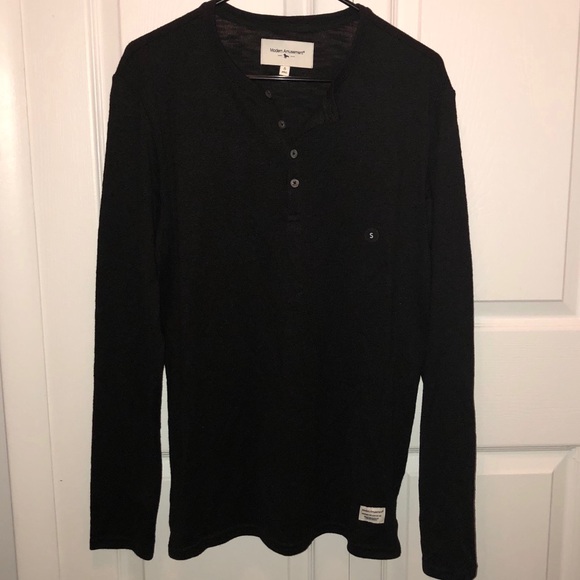 Henley Long sleeve 4 buttons sz small NWT - Picture 4 of 4